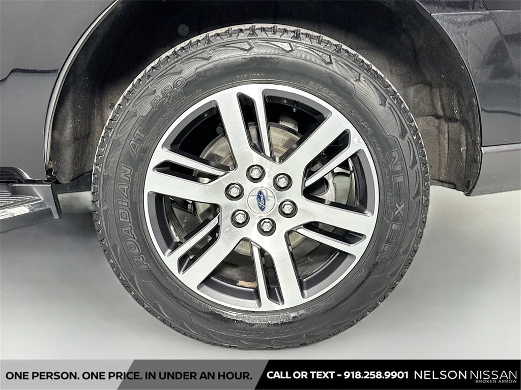 Used 2022 Ford Expedition Limited image 34