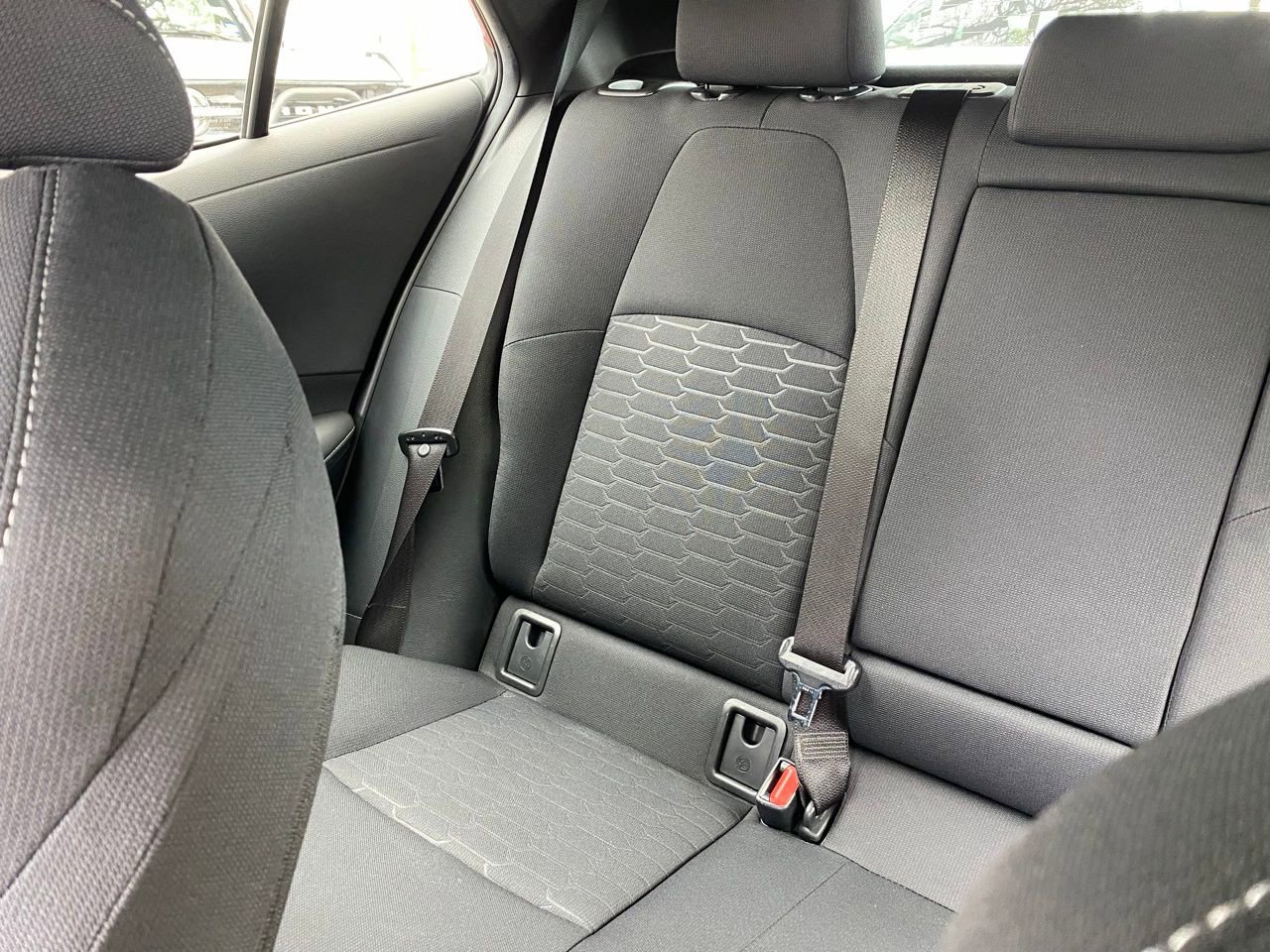 Used 2021 Toyota Corolla SE w/ Special Edition image 18