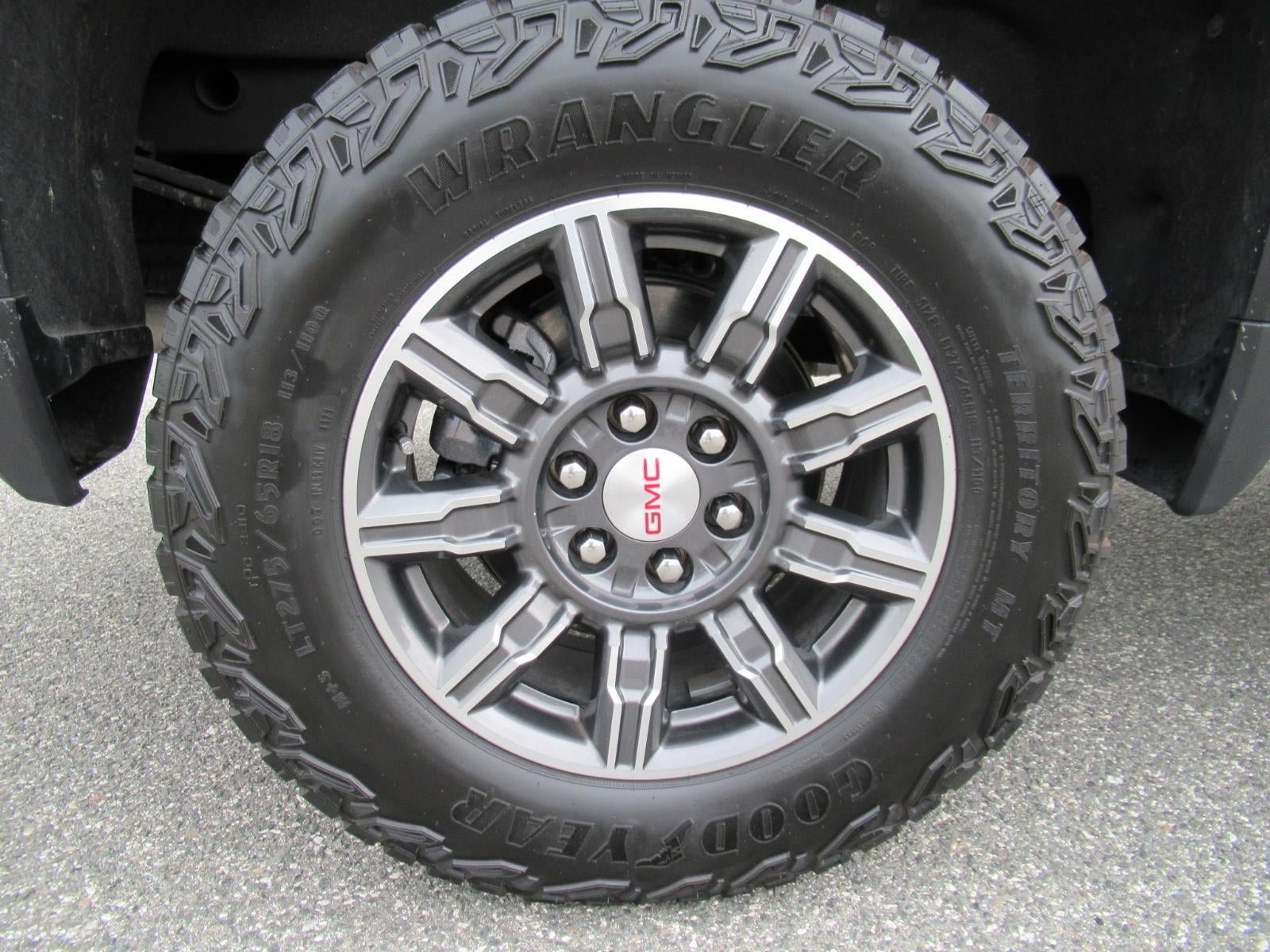 Used 2024 GMC Sierra 1500 AT4 AWD/4WD image 8