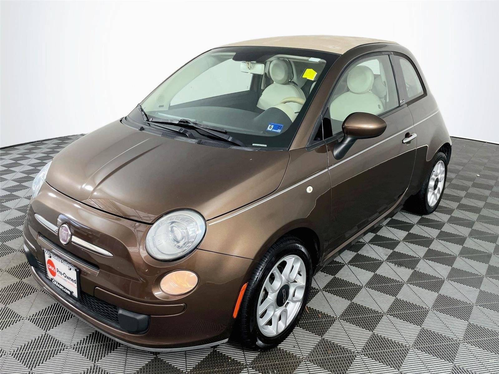 Used 2012 FIAT 500 Pop w/ Bose Premium Audio Pkg FWD image 3