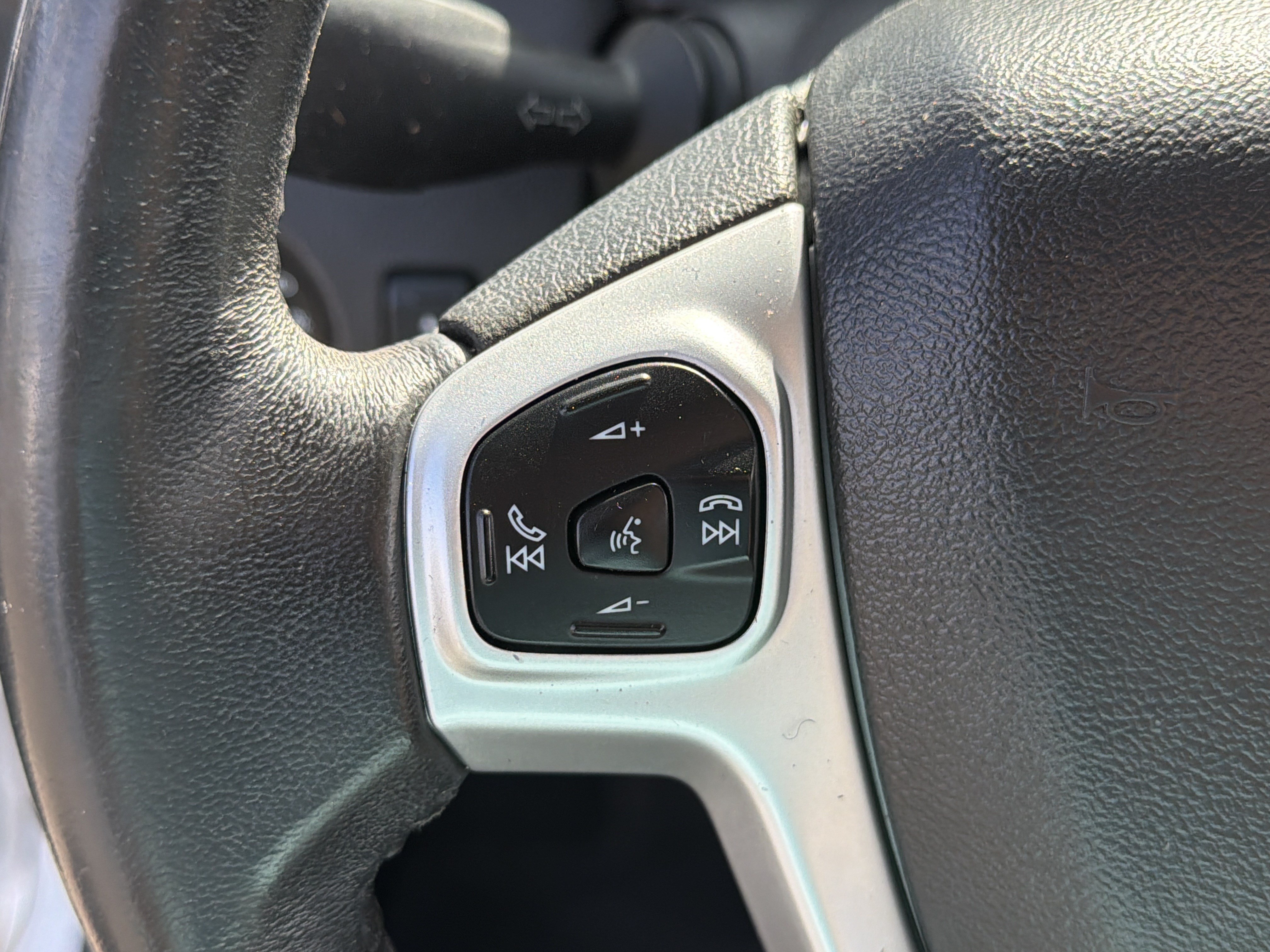 Used 2016 Ford Fiesta SE FWD image 14