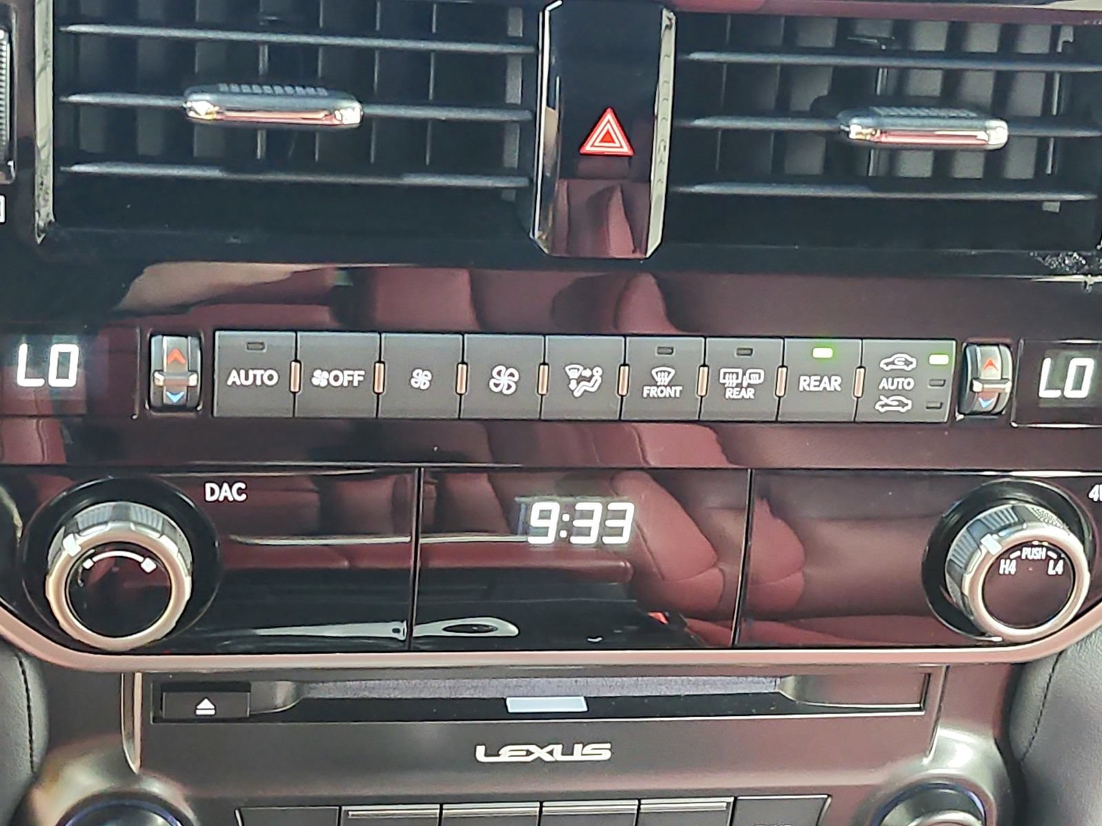 Used 2023 Lexus GX 460 Premium w/ Premium Package AWD/4WD image 34