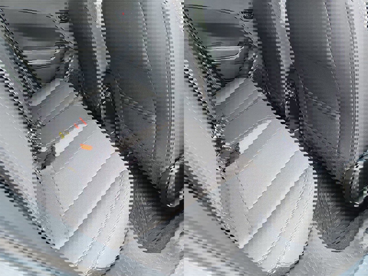 Used 2025 Subaru Crosstrek 2.0i Premium image 11