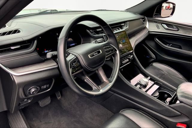 Used 2022 Jeep Grand Cherokee L Overland w/ Luxury Tech Group IV image 15