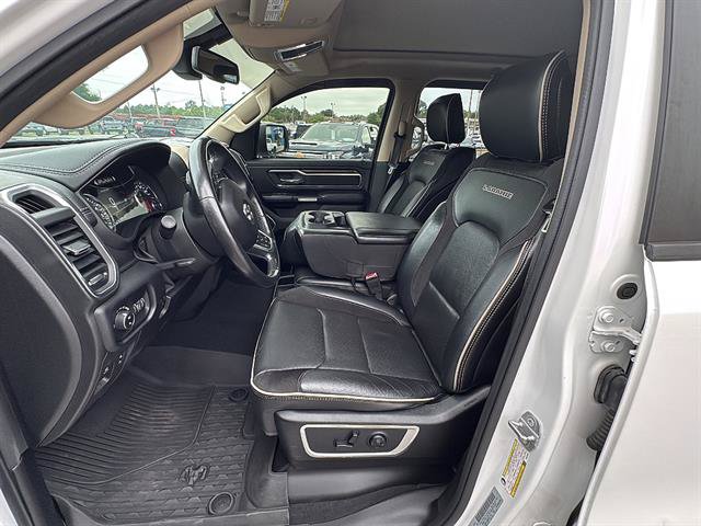 Used 2019 RAM 1500 Laramie AWD/4WD image 15