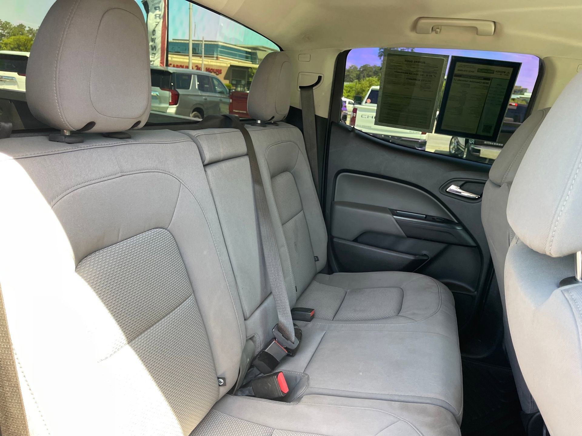 Used 2020 Chevrolet Colorado LT RWD image 24