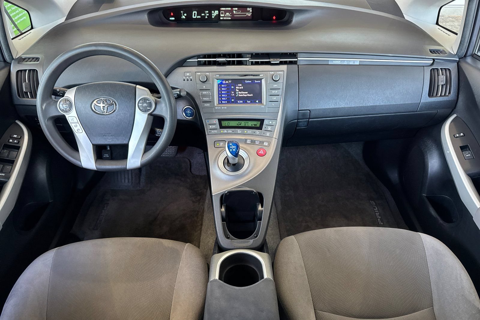 Used 2014 Toyota Prius Three FWD image 4
