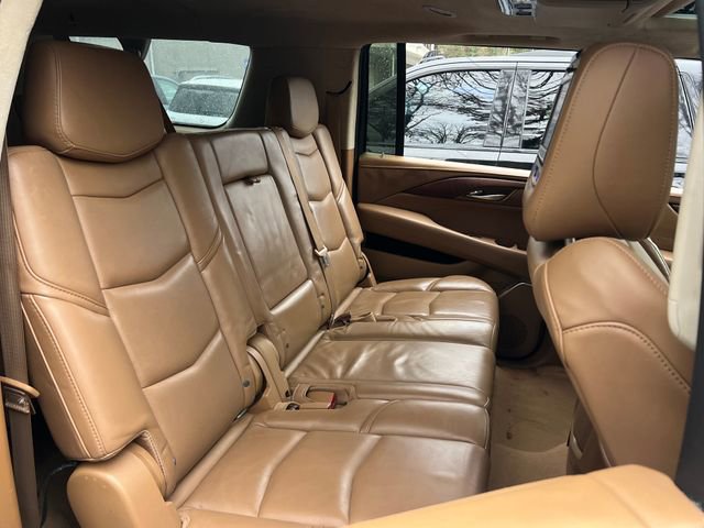 Used 2016 Cadillac Escalade ESV Platinum image 35