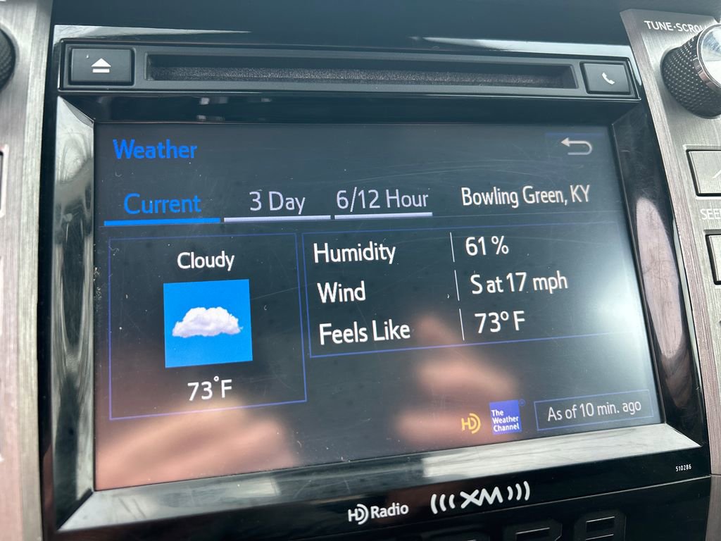 Used 2018 Toyota Tundra SR5 w/ SR5 Upgrade Package image 27