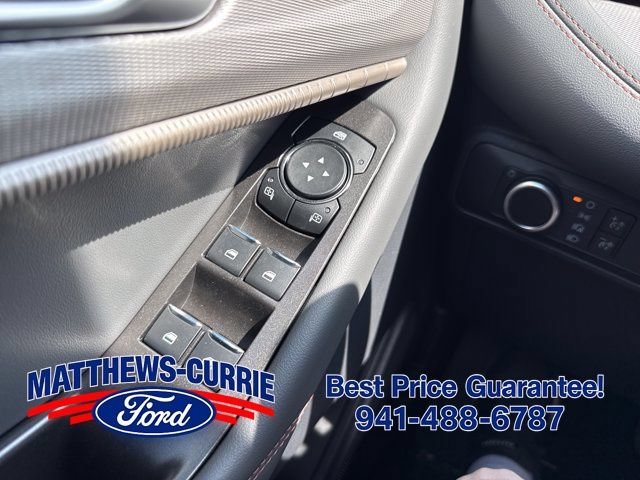 New 2026 Ford Explorer Active RWD image 25