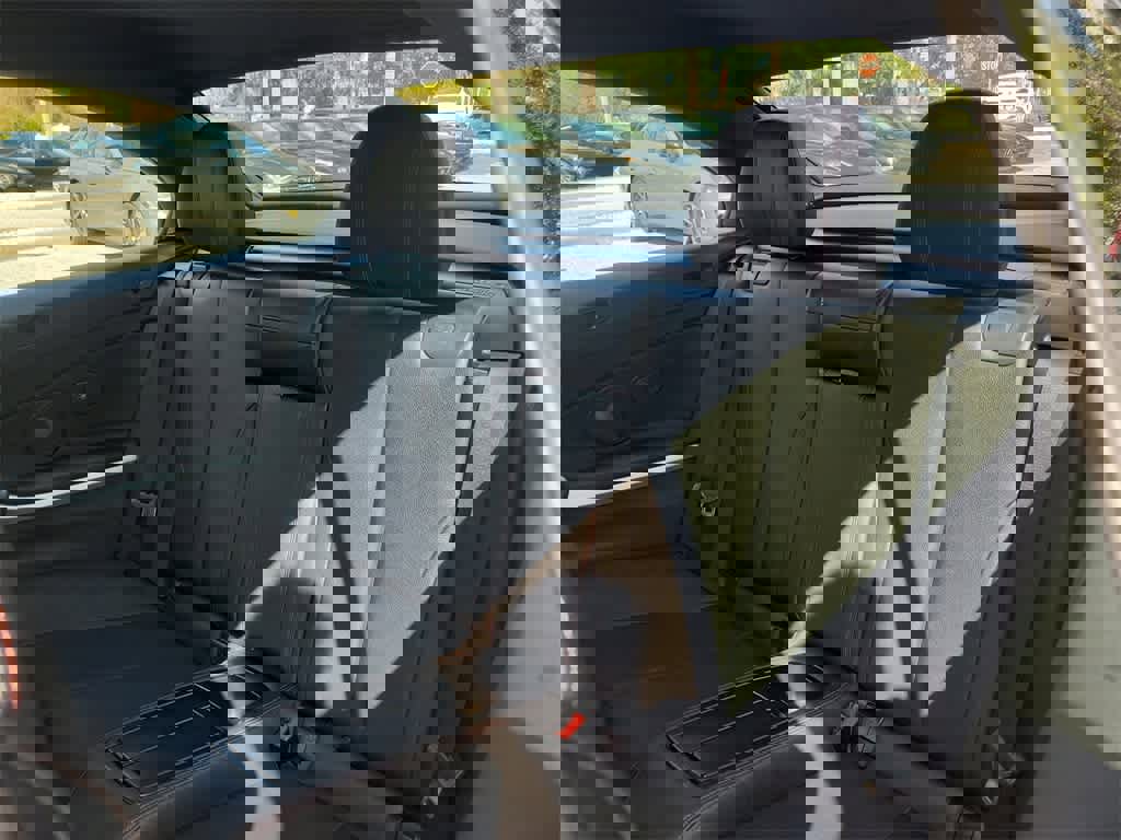 Used 2015 BMW 428i Convertible image 11