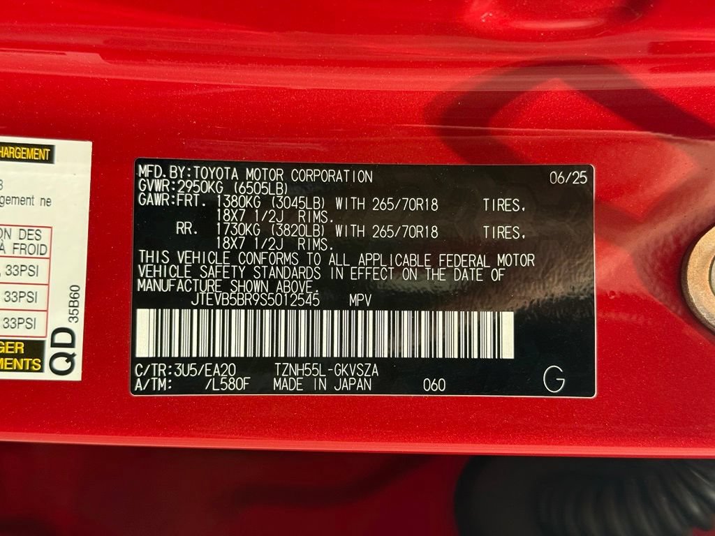 Certified 2025 Toyota 4Runner TRD Off-Road Premium AWD/4WD image 32
