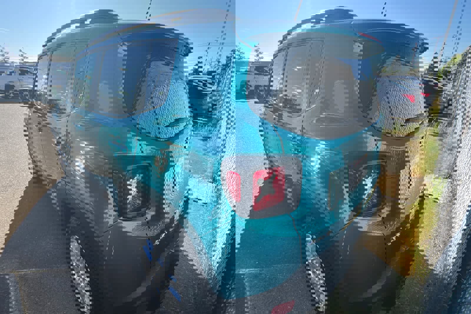 Used 2022 Jeep Renegade Latitude image 6