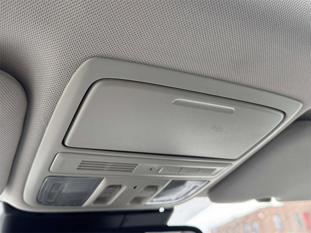 Used 2016 Honda CR-V Touring image 27