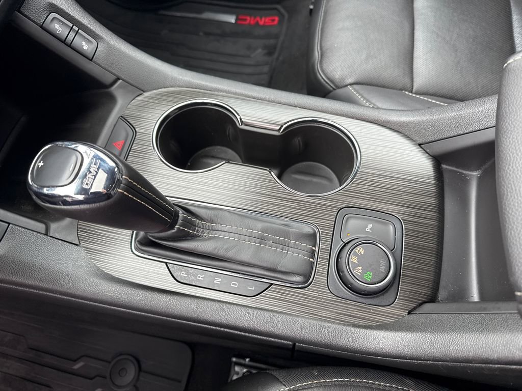 Used 2017 GMC Acadia SLT image 27