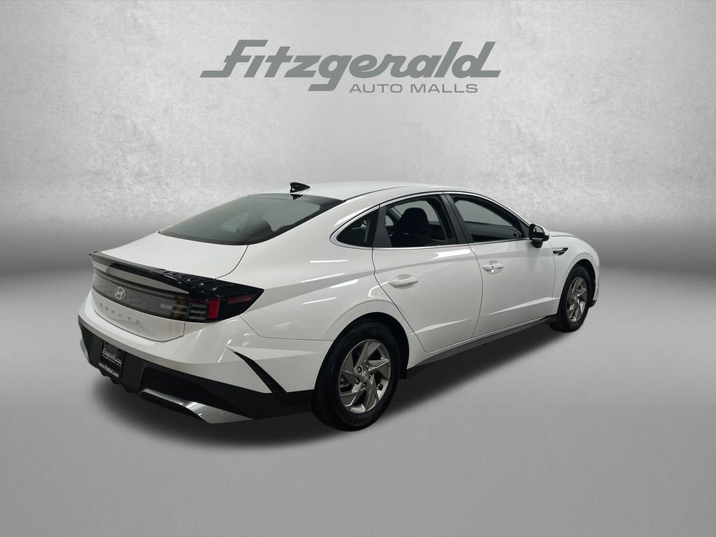 Used 2025 Hyundai Sonata SE FWD image 6