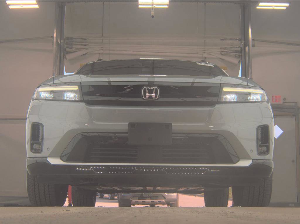 Used 2025 Honda Prologue Touring image 2