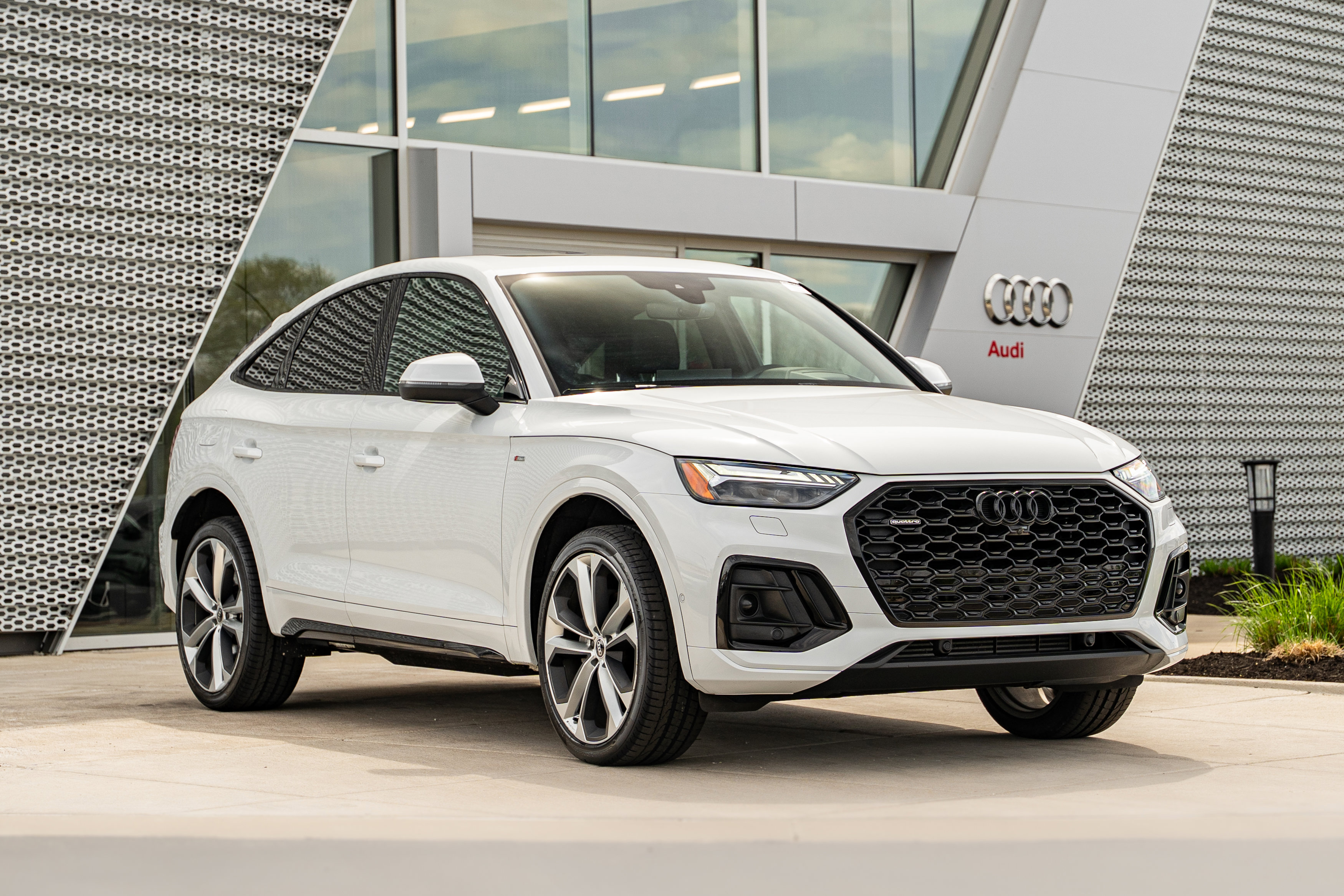 Certified 2022 Audi Q5 2.0T Prestige