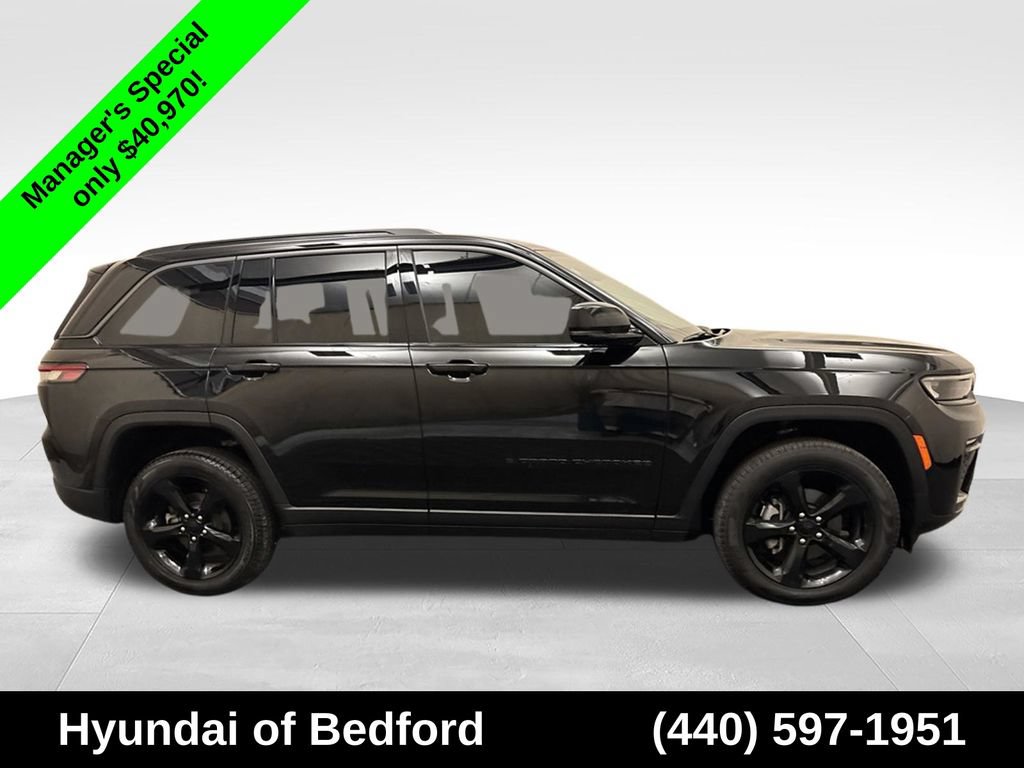 Used 2026 Jeep Grand Cherokee Limited w/ Limited Altitude Package AWD/4WD image 4