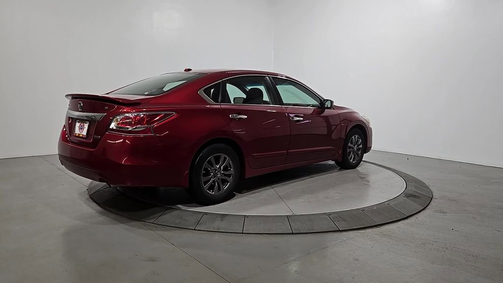 Used 2015 Nissan Altima 2.5 S w/ Special Edition Package FWD image 5