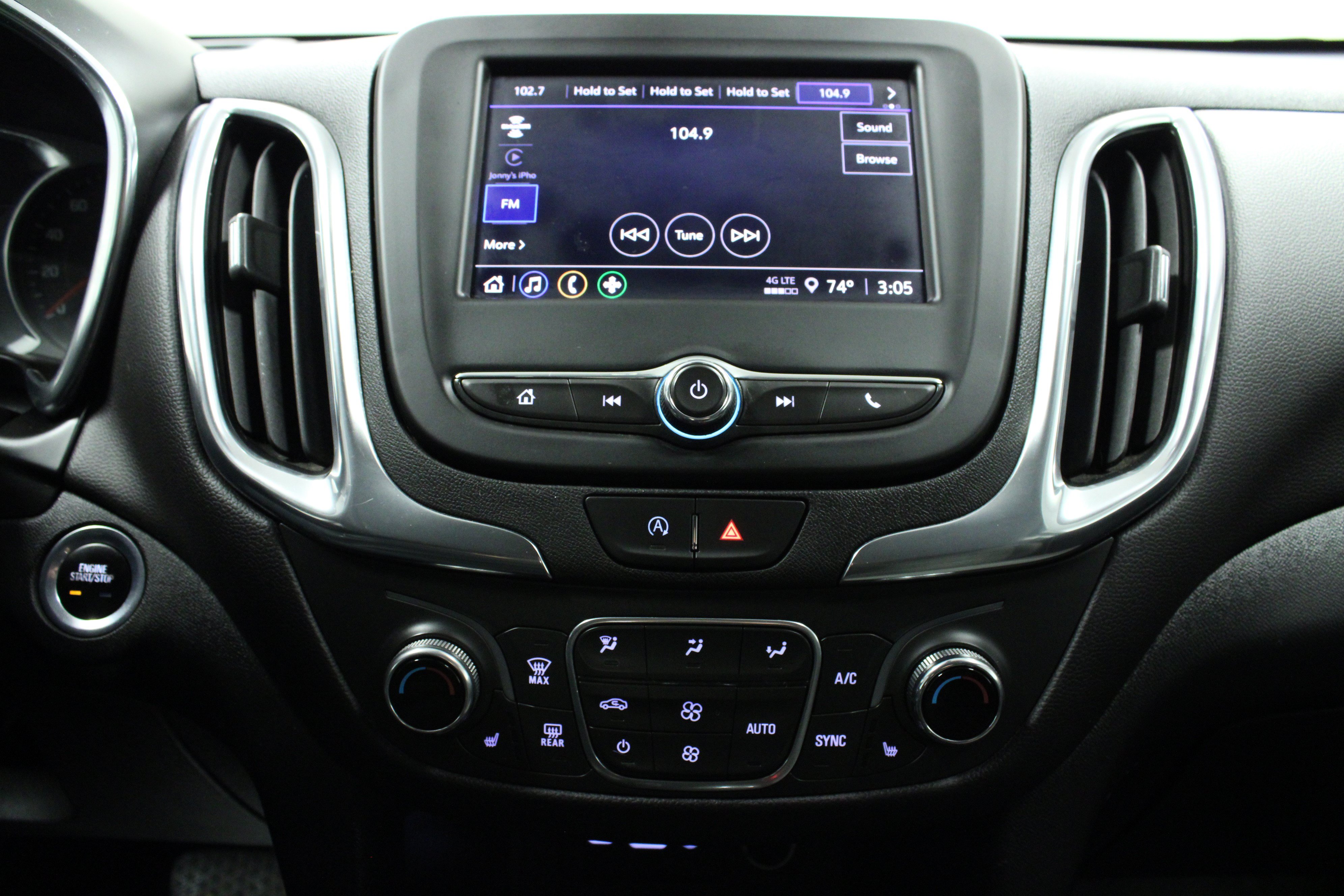 Used 2024 Chevrolet Equinox LT AWD/4WD image 22