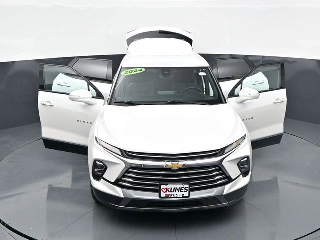 Used 2024 Chevrolet Blazer Premier w/ Driver Confidence II Package AWD/4WD image 43