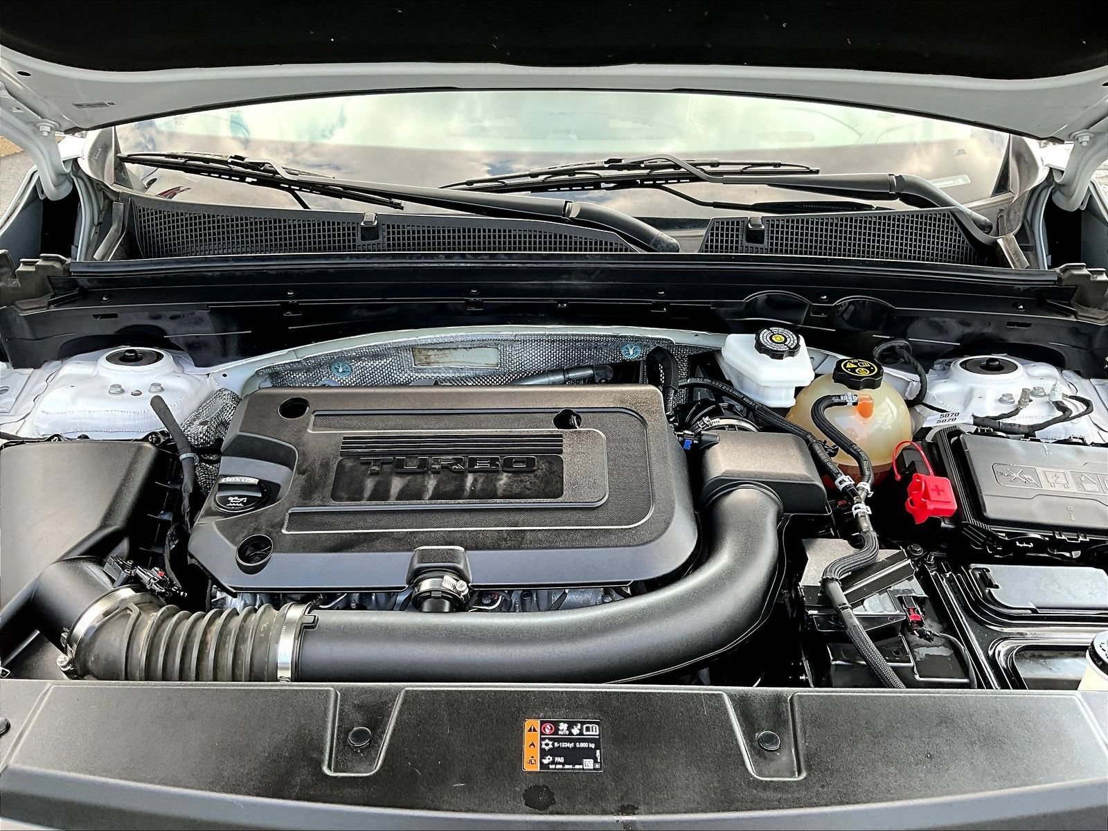 Used 2023 Buick Envision Essence FWD image 32