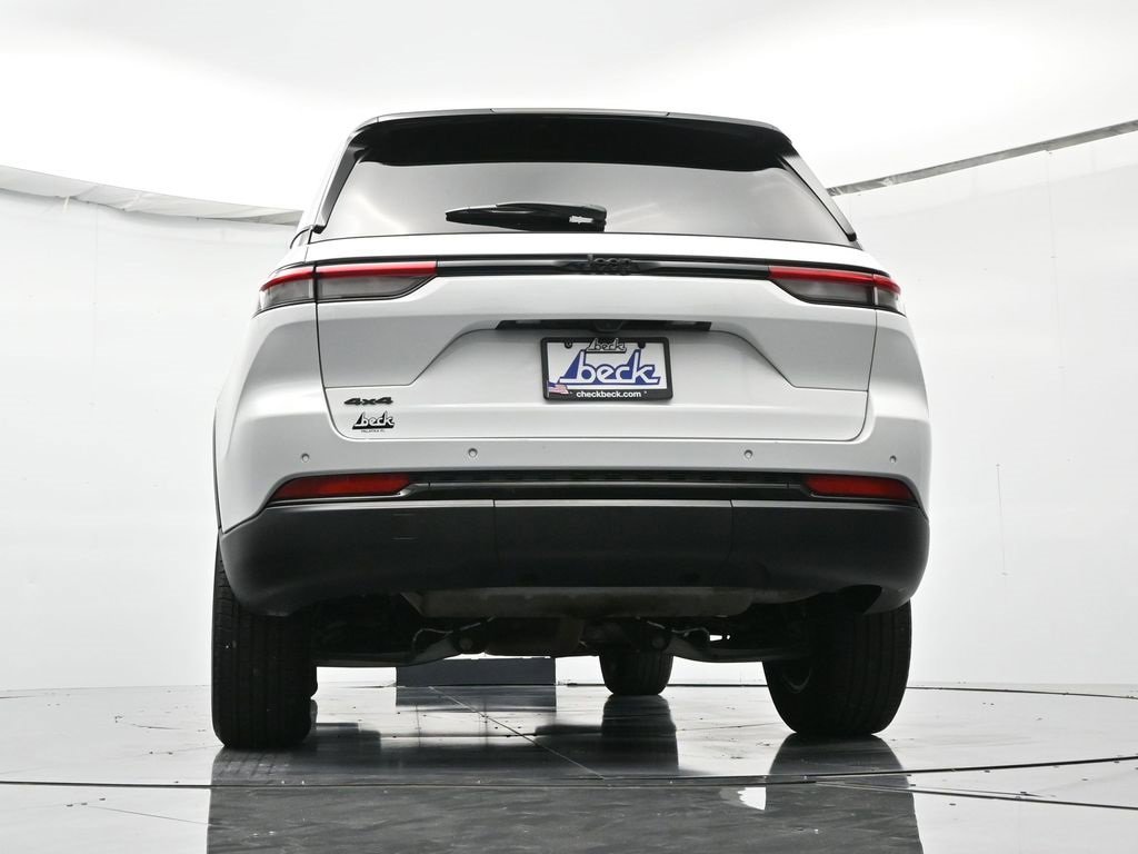 Certified 2024 Jeep Grand Cherokee Altitude image 50