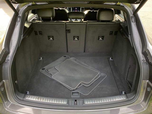 Used 2018 Porsche Macan image 30