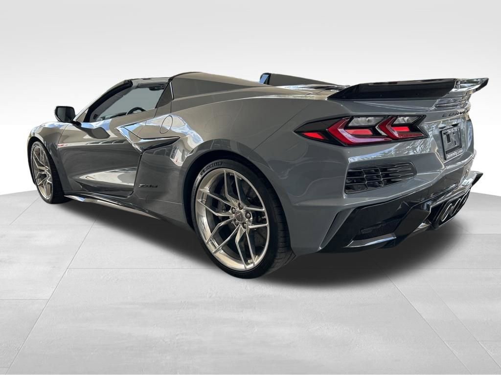 Used 2025 Chevrolet Corvette Z06 image 7