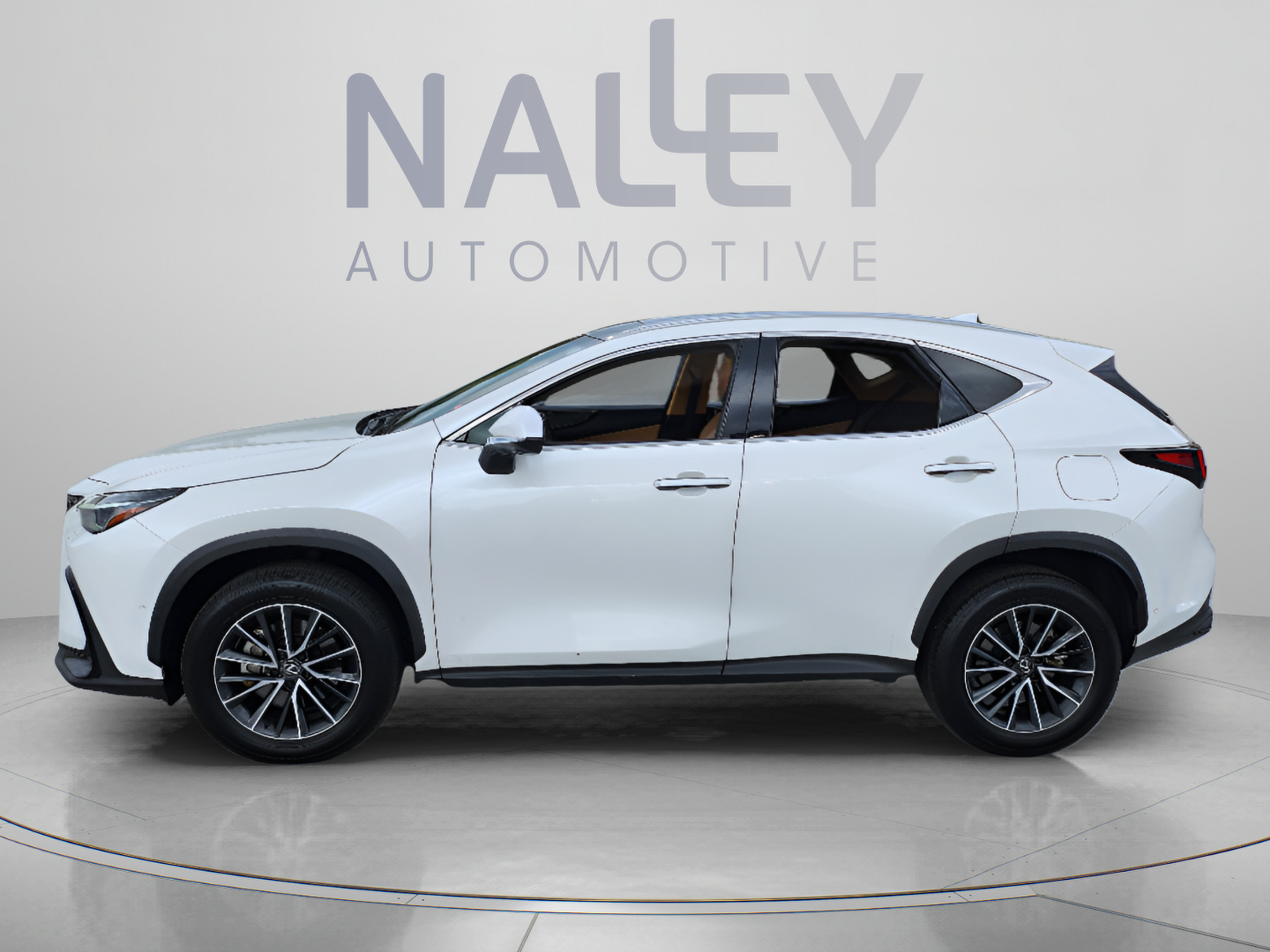 Used 2024 Lexus NX 350h AWD w/ Vision Package image 2