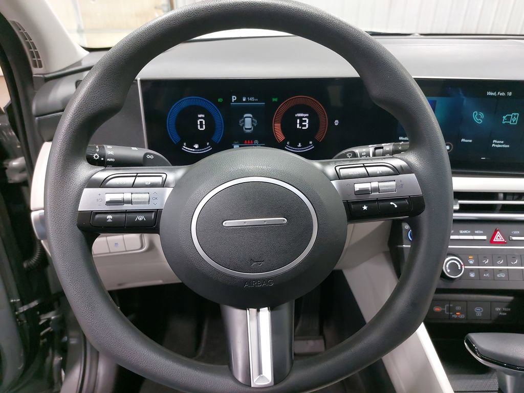 Certified 2025 Hyundai Tucson SE image 18