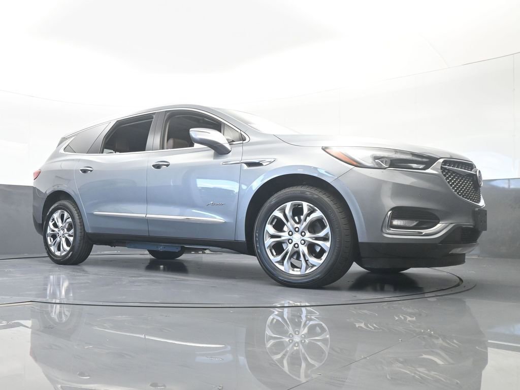 Used 2018 Buick Enclave Avenir w/ Avenir Technology Package image 67