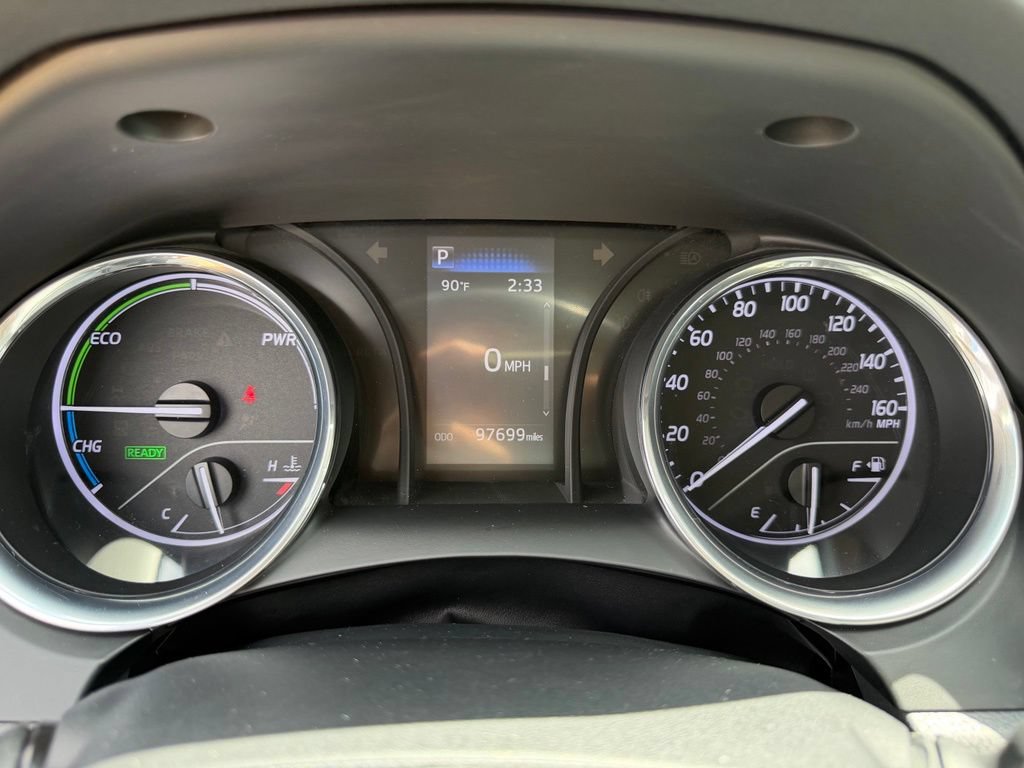 Used 2020 Toyota Camry SE FWD image 19