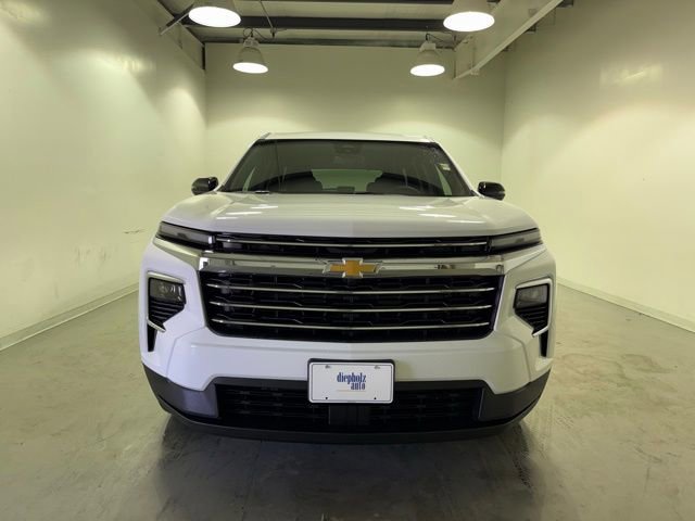 New 2026 Chevrolet Traverse LT image 2