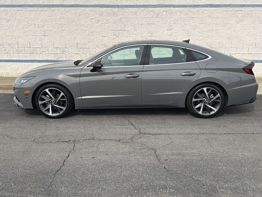 Used 2022 Hyundai Sonata SEL Plus w/ Preferred Accessory Package image 4