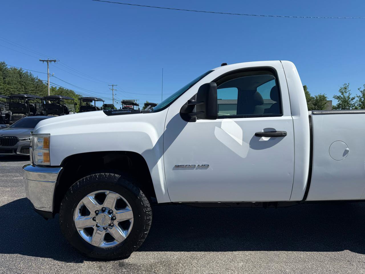 Used 2011 Chevrolet Silverado 2500 W/T w/ Snow Plow Prep Package AWD/4WD image 6