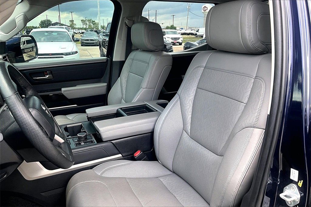 Used 2023 Toyota Tundra Limited image 18
