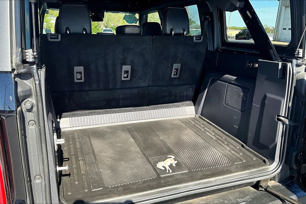 Used 2022 Ford Bronco Wildtrak image 8