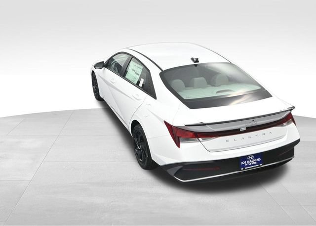Certified 2026 Hyundai Elantra Sport FWD image 26