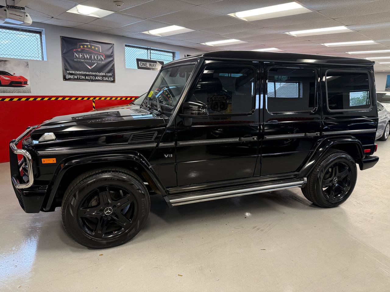 Used 2016 Mercedes-Benz G 550 image 3