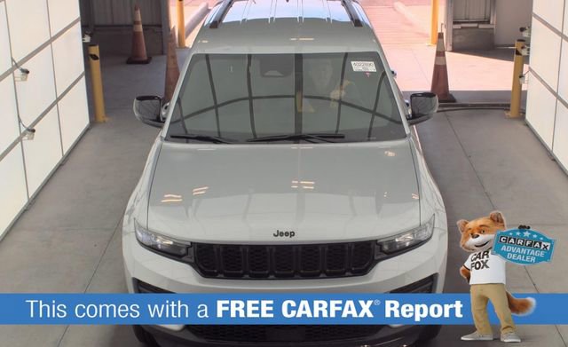 Used 2025 Jeep Grand Cherokee Altitude video 2