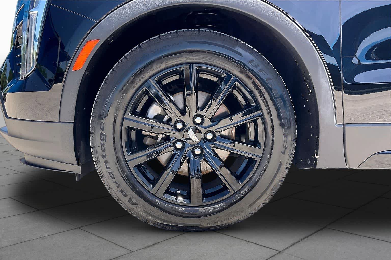 Used 2019 Cadillac XT4 Premium Luxury FWD image 11