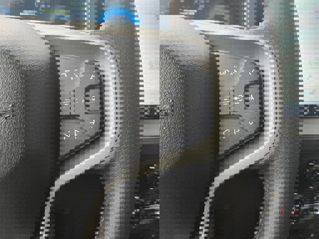 New 2025 Ford Bronco Outer Banks w/ Black Appearance Package image 18