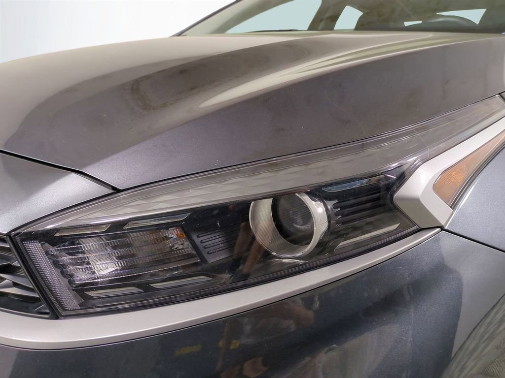 Used 2023 Kia Forte LXS FWD image 10