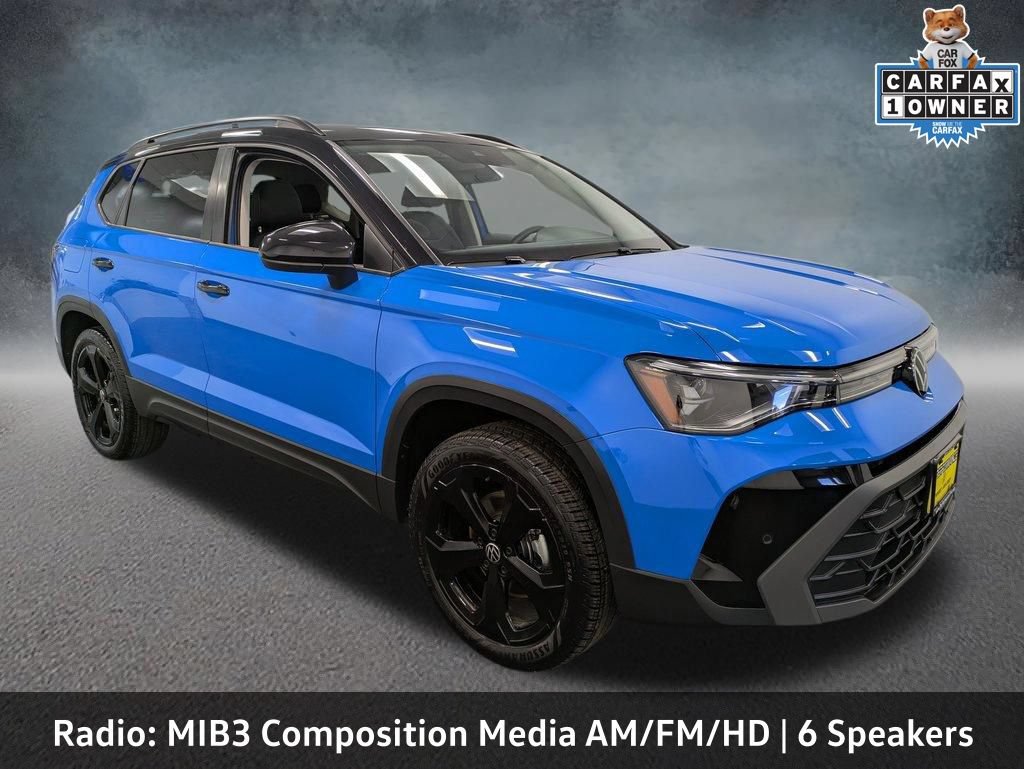 Used 2025 Volkswagen Taos SE AWD/4WD image 3