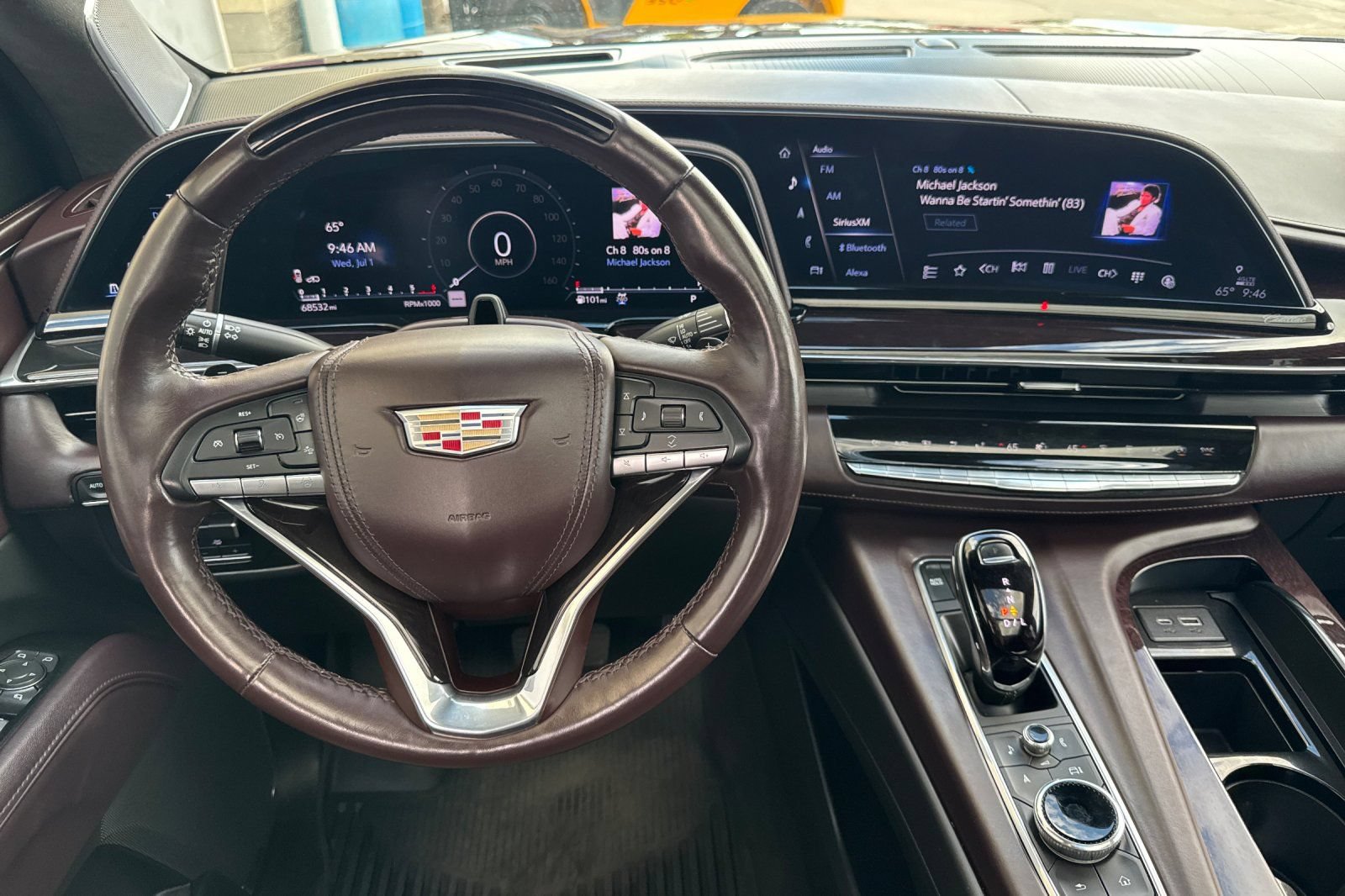 Certified 2022 Cadillac Escalade ESV Sport Platinum AWD/4WD image 16