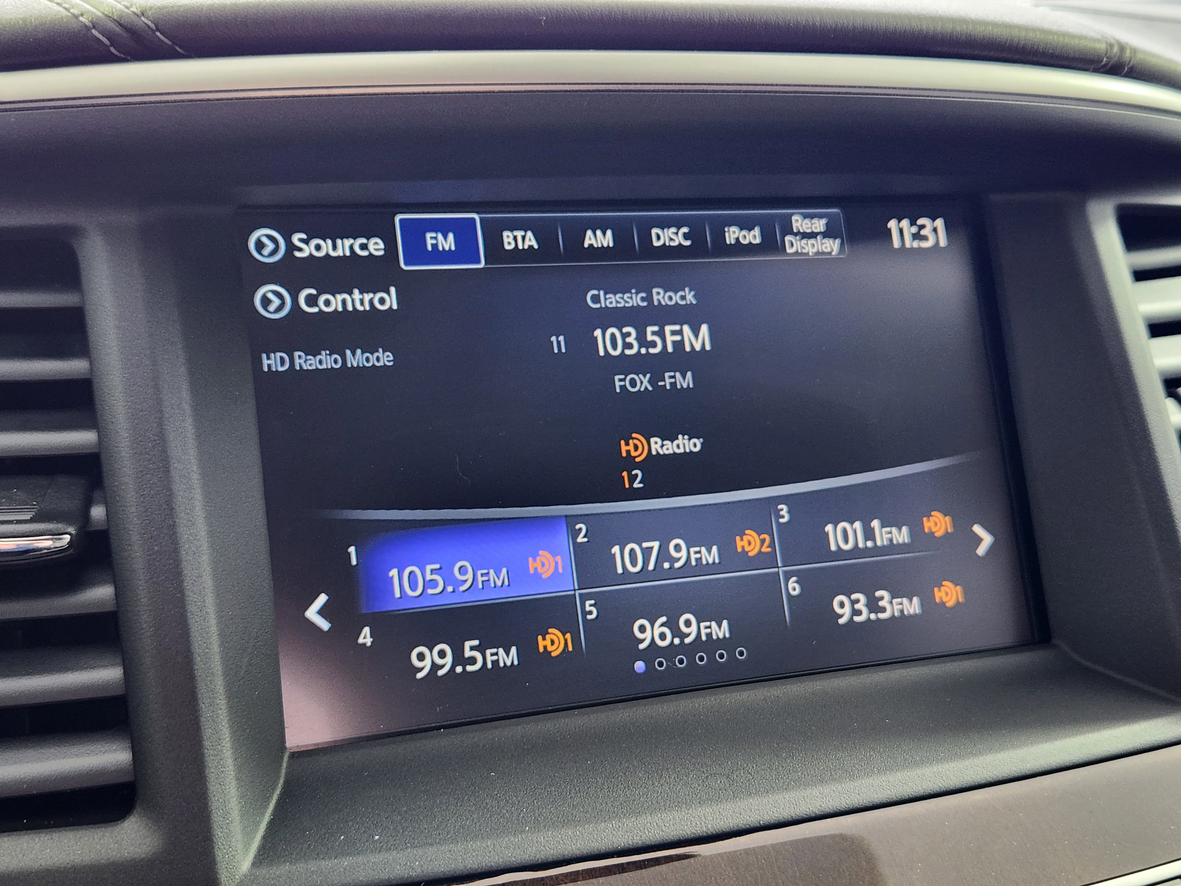 Used 2017 INFINITI QX60 Luxe w/ Deluxe Technology Package image 23