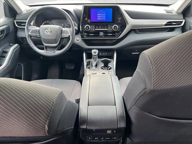 Certified 2025 Toyota Highlander LE image 19