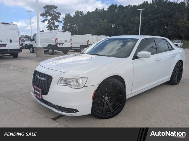 Used 2018 Chrysler 300 Touring L